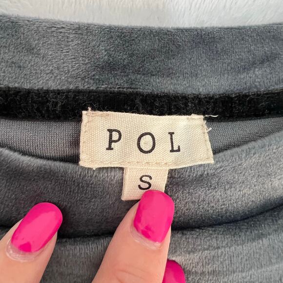 POL Crushed Velvet Grey Plush Small Crewneck Sweatshirt Stretch Loungewear NWOT - Picture 3 of 10
